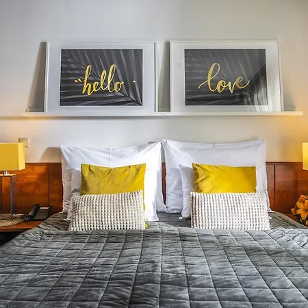 Budapest Airport Stacio Wellness & Konferencia Hotel