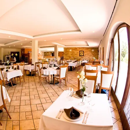 Hotel Budapest Airport Stacio Wellness & Konferencia 4*