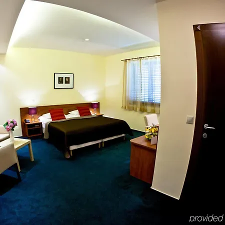 Budapest Airport Stacio Wellness & Konferencia 4*