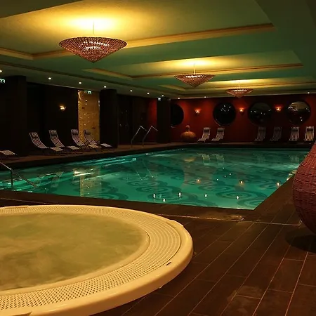 Hotel Budapest Airport Stacio Wellness & Konferencia 4*