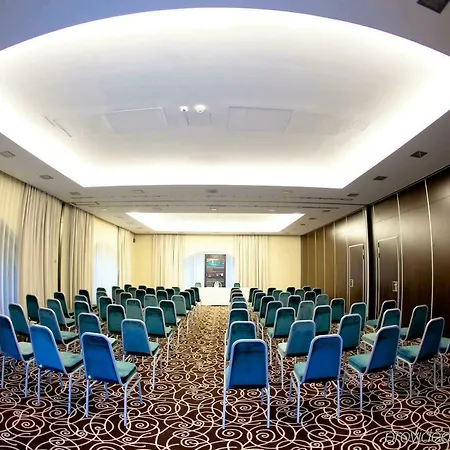 Budapest Airport Stacio Wellness & Konferencia 4* Vecses