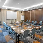Budapest Airport Stacio Wellness & Konferencia Vecses