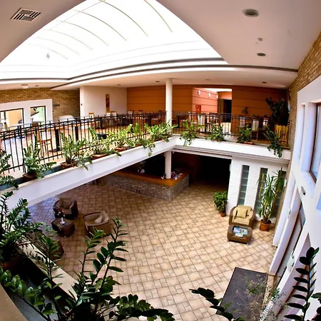 Hotel Budapest Airport Stacio Wellness & Konferencia Vecsés
