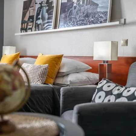 Budapest Airport Stacio Wellness & Konferencia فندق فيتْشيش