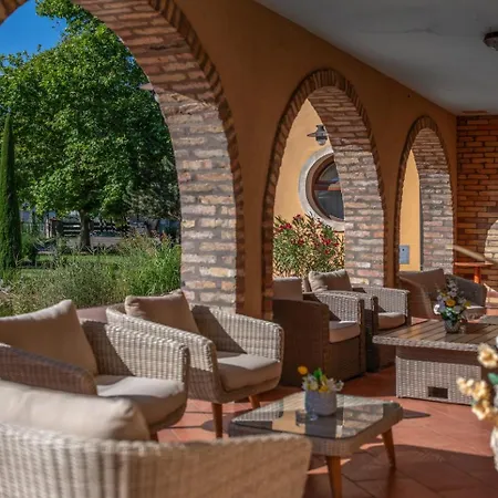 فندق Budapest Airport Stacio Wellness & Konferencia فيتْشيش
