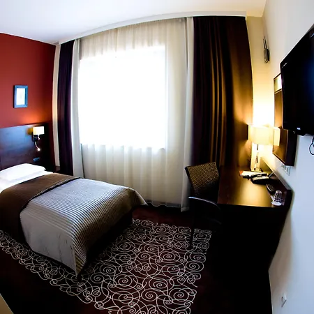 Budapest Airport Stacio Wellness & Konferencia
