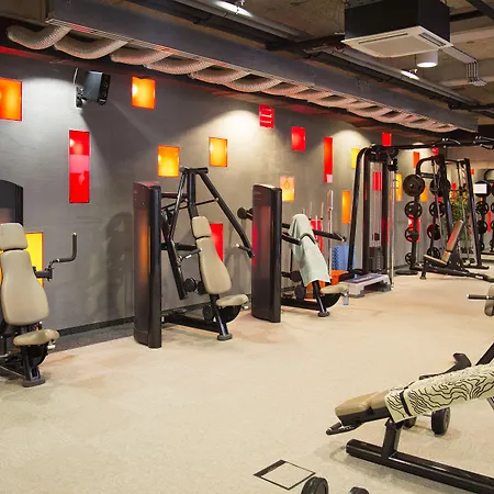Budapest Airport Stacio Wellness & Konferencia فندق