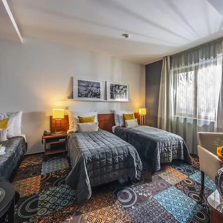 Budapest Airport Stacio Wellness & Konferencia 4* فيتْشيش