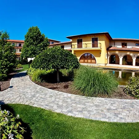 Budapest Airport Stacio Wellness & Konferencia 4*