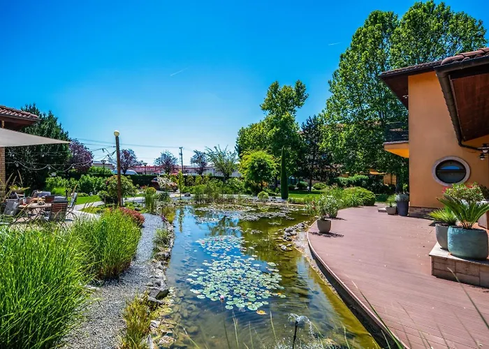 Budapest Airport Stacio Wellness & Konferencia 酒店