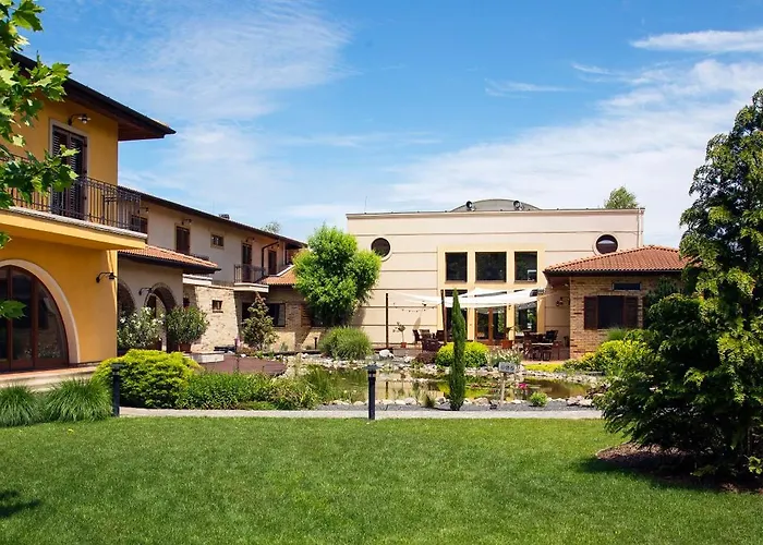 酒店 Budapest Airport Stacio Wellness & Konferencia 韦切什