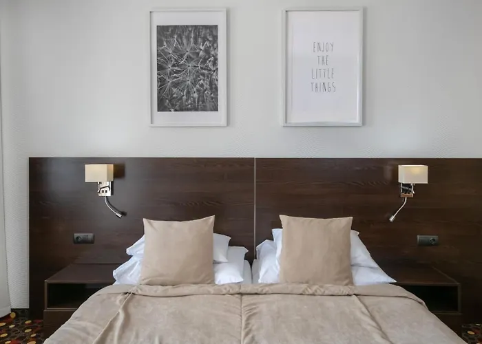 ホテル Budapest Airport Stacio Wellness & Konferencia 4*