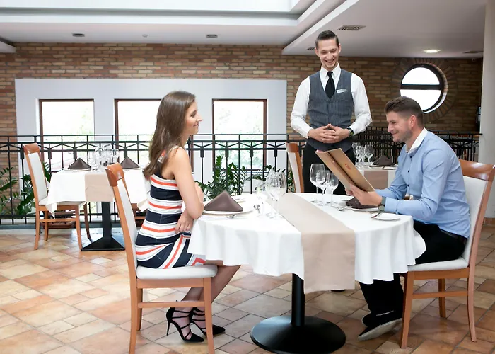 Budapest Airport Stacio Wellness & Konferencia