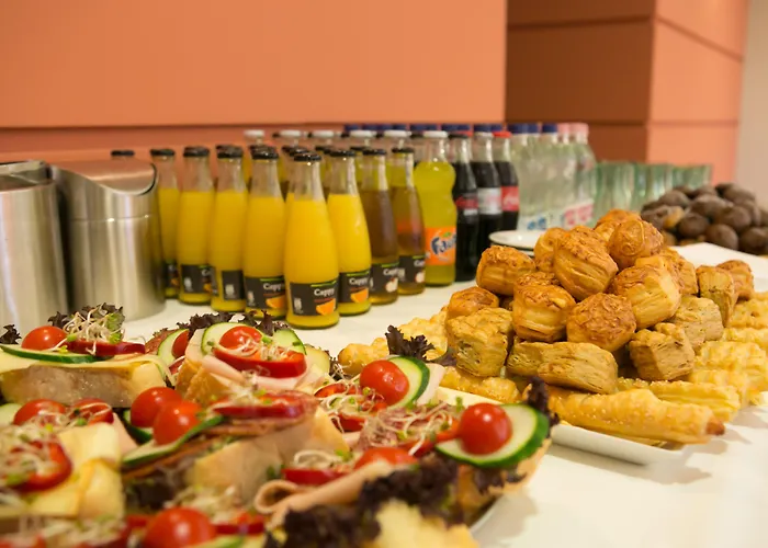 Budapest Airport Stacio Wellness & Konferencia 酒店 韦切什