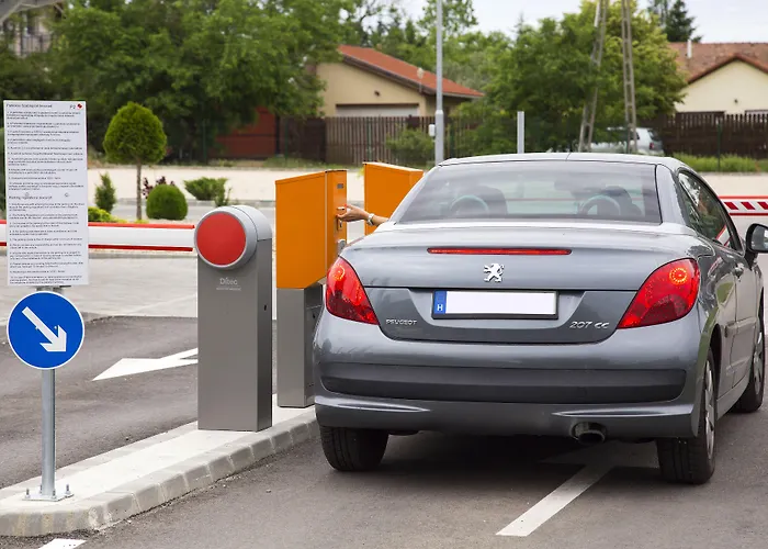 Budapest Airport Stacio Wellness & Konferencia 酒店