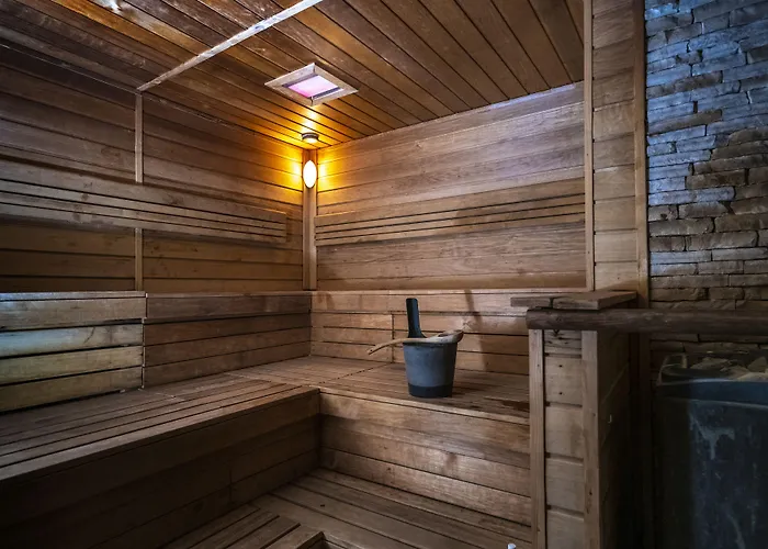 Budapest Airport Stacio Wellness & Konferencia 4*