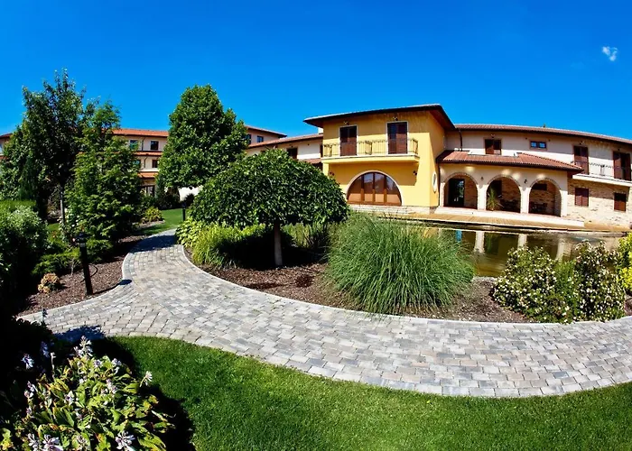 Budapest Airport Stacio Wellness & Konferencia 4*